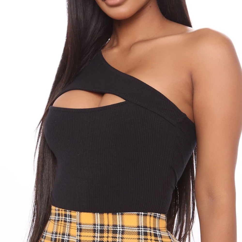 Fashion Nova Black Cutout Bodysuit